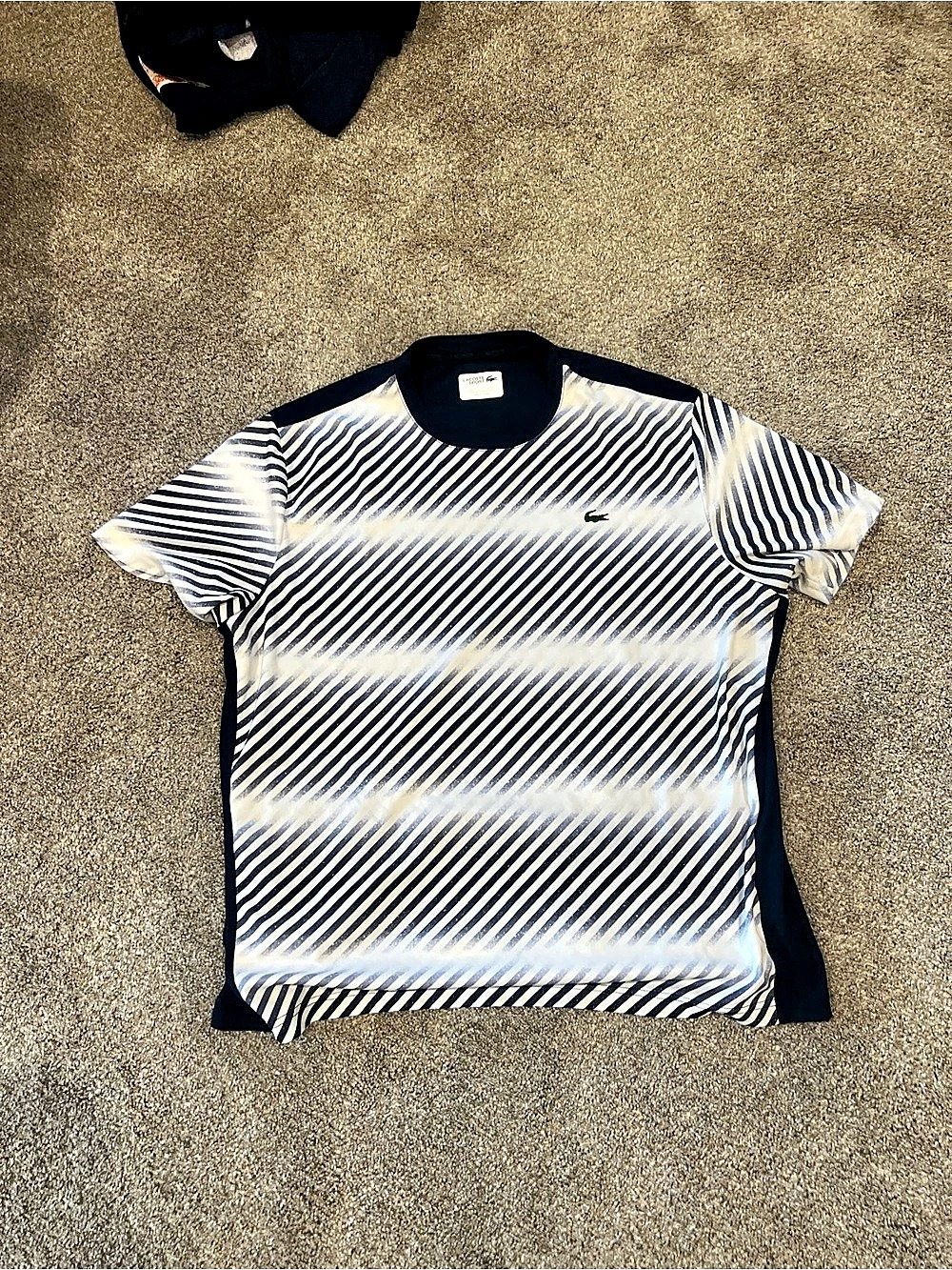 Lacoste Sport Ultra Dry Printed Sport T-Shirt Men's Striped Tee Medium